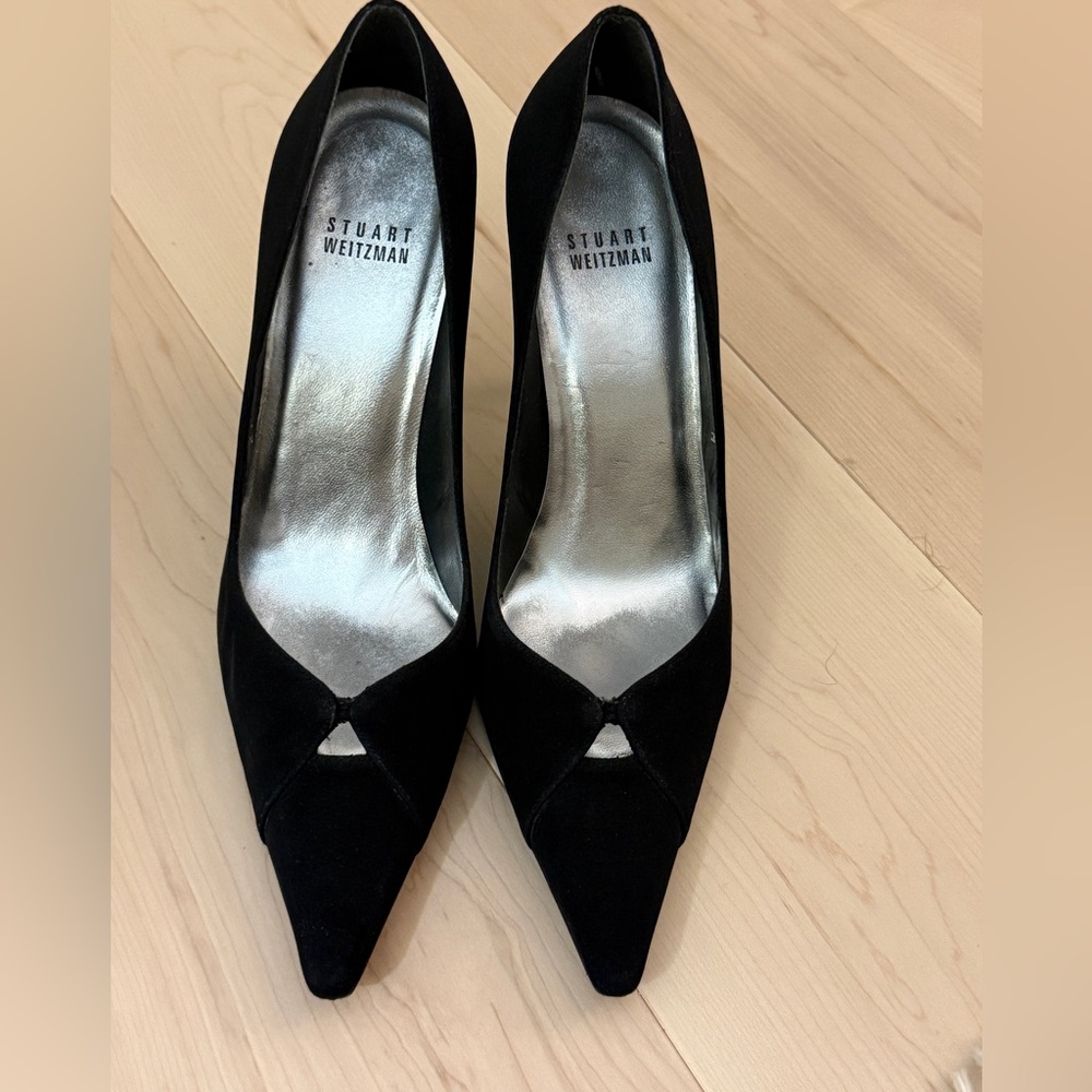 Stuart Weitzman Black Women's Heels Shoes with Cutout Design! Size 8M